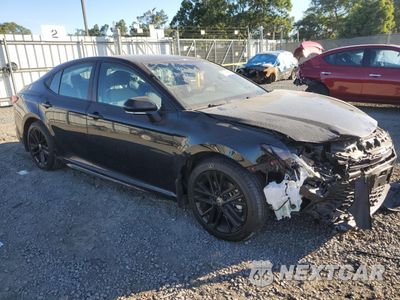 Czwarte zdjęcie samochodu z boku: 2025 TOYOTA CAMRY XSE VIN:4T1DAACKXSU119344 - miniatura