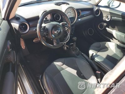 Zdjęcie 8 z 14 samochodu: 2011 MINI COOPER S VIN:WMWSV3C58BTY11594 - miniatura