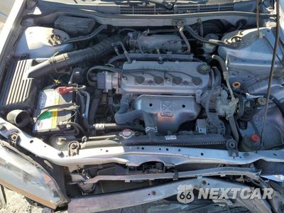 Zdjęcie 11 z 13 samochodu: 2002 HONDA ACCORD VALUE VIN:1HGCF86632A163892 - miniatura