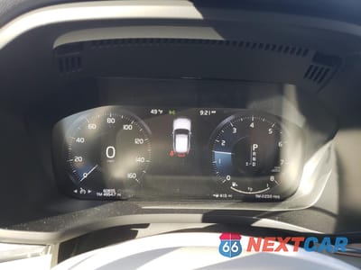 Zdjęcie 9 z 15 samochodu: 2020 VOLVO XC60 T5 MOMENTUM VIN:YV4102DK3L1423582 - miniatura