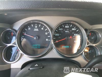 Zdjęcie 9 z 14 samochodu: 2008 CHEVROLET SILVERADO K3500 VIN:1GCJK39K98E150840 - miniatura