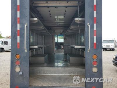 Zdjęcie 10 z 13 samochodu: 2020 FREIGHTLINER CHASSIS M LINE WALK-IN VAN VIN:4UZAC2EA8LCLZ6248 - miniatura