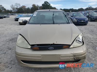 Piąte zdjęcie samochodu w środku: 2002 FORD FOCUS SE VIN:1FAFP34P22W261327 - miniatura