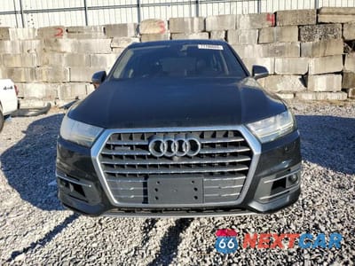 Piąte zdjęcie samochodu w środku: 2017 AUDI Q7 PRESTIGE VIN:WA1VABF77HD027522 - miniatura
