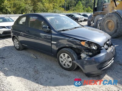 Czwarte zdjęcie samochodu z boku: 2008 HYUNDAI ACCENT GS VIN:KMHCM36C48U103149 - miniatura