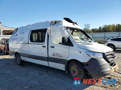 Czwarte zdjęcie samochodu z boku: 2023 MERCEDES-BENZ SPRINTER 2500 VIN:W1Y4NCHY9PT130393 - miniatura