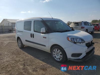 Czwarte zdjęcie samochodu z boku: 2015 RAM PROMASTER - DELIVERY VAN VIN:ZFBERFBT3F6A04562 - miniatura