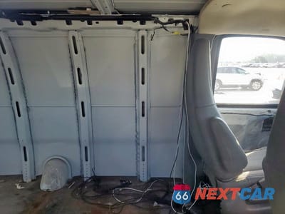 Zdjęcie 11 z 14 samochodu: 2019 CHEVROLET EXPRESS G3500 VIN:1GCZGHFG9K1221096 - miniatura