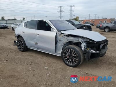 Czwarte zdjęcie samochodu z boku: 2024 MASERATI GRECALE GT VIN:ZN6PMDAA4R7457513 - miniatura