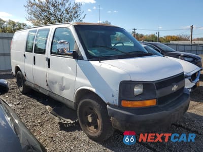 Czwarte zdjęcie samochodu z boku: 2005 CHEVROLET EXPRESS DELIVERY VAN VIN:1GCFG15X351255373 - miniatura