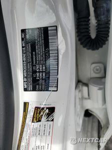 Zdjęcie 13 z 13 samochodu: 2019 MERCEDES-BENZ C 300 4MATIC VIN:55SWF8EB8KU320476 - miniatura