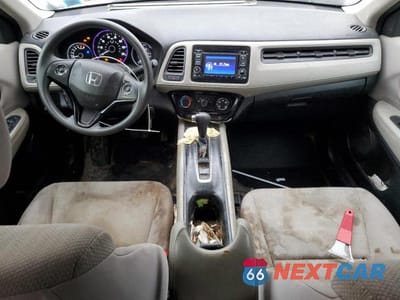 Zdjęcie 8 z 13 samochodu: 2017 HONDA HR-V LX VIN:3CZRU6H31HG703847 - miniatura