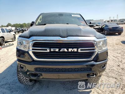 Piąte zdjęcie samochodu w środku: 2020 RAM 1500 BIG HORN/LONE STAR VIN:1C6SRFMTXLN342902 - miniatura