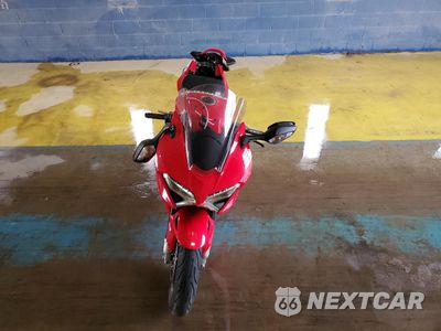 Piąte zdjęcie samochodu w środku: 2014 HONDA VFR800 F VIN:JH2RC7915EK000176 - miniatura