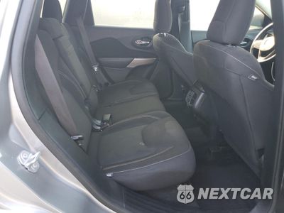 Zdjęcie 11 z 17 samochodu: 2017 JEEP CHEROKEE LATITUDE VIN:1C4PJLCB4HW603584 - miniatura