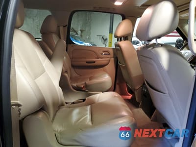 Zdjęcie 11 z 15 samochodu: 2012 CADILLAC ESCALADE ESV LUXURY VIN:1GYS4HEF1CR303355 - miniatura