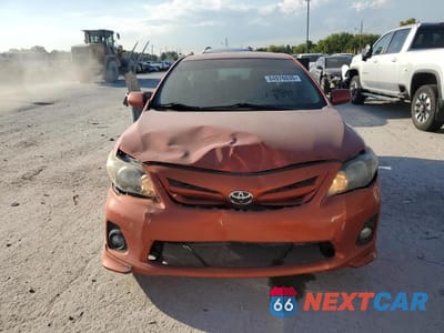 Piąte zdjęcie samochodu w środku: 2013 TOYOTA COROLLA S SPECIAL EDITION VIN:2T1BU4EE4DC074591 - miniatura