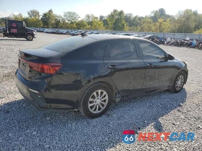 Trzecie zdjęcie samochodu z tyłu: 2021 KIA FORTE FE VIN:3KPF24AD3ME265912 - miniatura