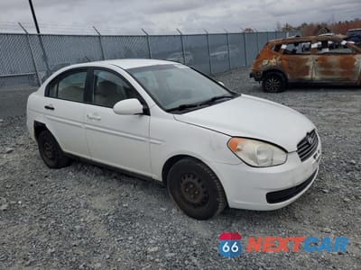 Czwarte zdjęcie samochodu z boku: 2009 HYUNDAI ACCENT GLS VIN:KMHCN45C99U334487 - miniatura