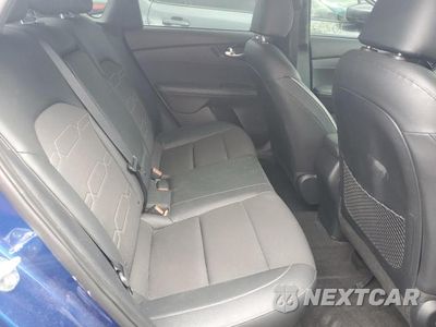 Zdjęcie 10 z 12 samochodu: 2024 KIA FORTE GT LINE VIN:3KPF54AD0RE826727 - miniatura