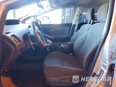 Zdjęcie 7 z 12 samochodu: 2013 TOYOTA PRIUS VIN:JTDKN3DU0D5668253 - miniatura