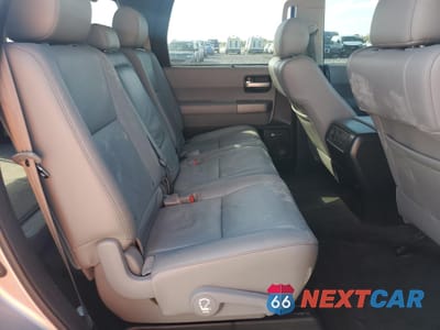 Zdjęcie 11 z 14 samochodu: 2012 TOYOTA SEQUOIA LIMITED VIN:5TDKY5G12CS041325 - miniatura