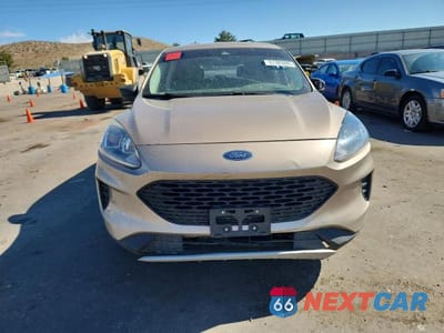 Piąte zdjęcie samochodu w środku: 2021 FORD ESCAPE S VIN:1FMCU9F69MUA18086 - miniatura