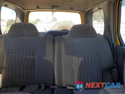 Zdjęcie 10 z 13 samochodu: 2001 NISSAN XTERRA XE VIN:5N1ED28Y11C551677 - miniatura