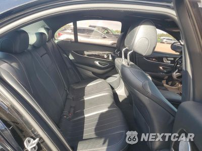 Zdjęcie 10 z 12 samochodu: 2019 MERCEDES-BENZ E 300 VIN:WDDZF4JB4KA516457 - miniatura