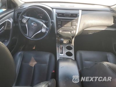 Zdjęcie 8 z 15 samochodu: 2014 NISSAN ALTIMA 2.5 VIN:1N4AL3AP7EC124853 - miniatura