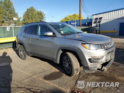 Czwarte zdjęcie samochodu z boku: 2018 JEEP COMPASS LATITUDE VIN:3C4NJDBB0JT178360 - miniatura