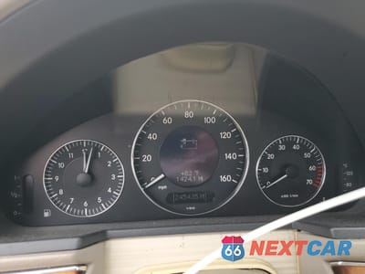 Zdjęcie 9 z 12 samochodu: 2003 MERCEDES-BENZ E 320 VIN:WDBUF65J23A310409 - miniatura