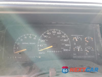 Zdjęcie 9 z 14 samochodu: 1999 CHEVROLET GMT-400 C3500 VIN:1GCHC33R9XF097437 - miniatura