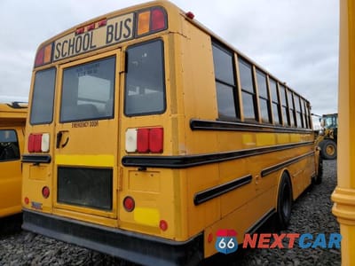 Czwarte zdjęcie samochodu z boku: 2011 THOMAS SAF-T-LINER C2 - SCHOOL BUS VIN:4UZABRDTXBCAU4000 - miniatura