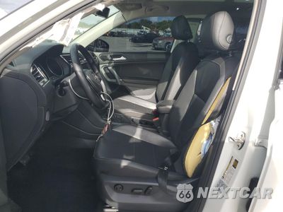 Zdjęcie 7 z 16 samochodu: 2018 VOLKSWAGEN TIGUAN SE VIN:3VV3B7AX3JM052654 - miniatura