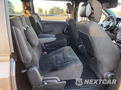 Zdjęcie 10 z 11 samochodu: 2015 DODGE GRAND CARAVAN SE VIN:2C4RDGBG8FR681554 - miniatura