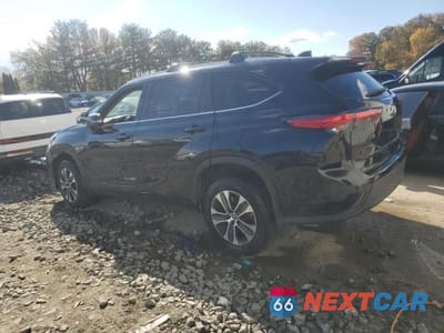 Drugie zdjęcie samochodu z przodu: 2022 TOYOTA HIGHLANDER XLE VIN:5TDGZRBH6NS236250 - miniatura