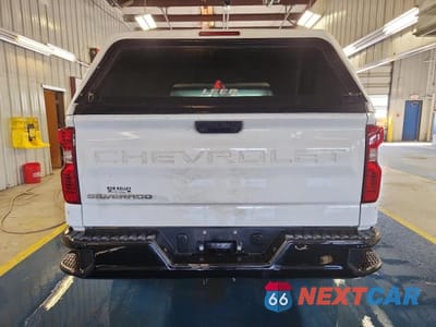 Zdjęcie 6 z 13 samochodu: 2023 CHEVROLET SILVERADO C1500 VIN:3GCNAAEK6PG353920 - miniatura