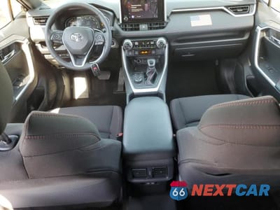 Zdjęcie 8 z 14 samochodu: 2024 TOYOTA RAV4 PRIME SE VIN:JTMAB3FV7RD210944 - miniatura