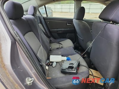 Zdjęcie 10 z 12 samochodu: 2005 MAZDA 3 I VIN:JM1BK12F051329311 - miniatura