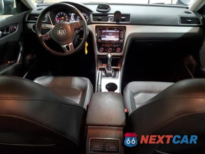 Zdjęcie 8 z 12 samochodu: 2013 VOLKSWAGEN PASSAT SE VIN:1VWBP7A30DC123921 - miniatura