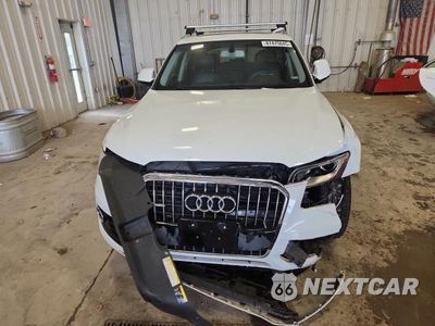 Piąte zdjęcie samochodu w środku: 2015 AUDI Q5 PREMIUM PLUS VIN:WA1LFAFP9FA079090 - miniatura