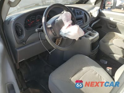 Zdjęcie 8 z 14 samochodu: 2004 FORD ECONOLINE E250 VAN VIN:1FTNS24L64HA20194 - miniatura