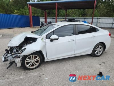 2017 CHEVROLET CRUZE LT 1G1BE5SM4H7186824 - główne zdjęcie licytacji z USA - miniatura