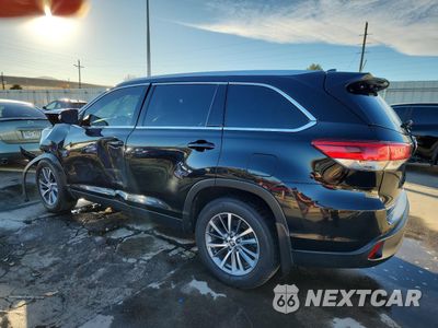 Drugie zdjęcie samochodu z przodu: 2019 TOYOTA HIGHLANDER SE VIN:5TDJZRFH8KS740665 - miniatura
