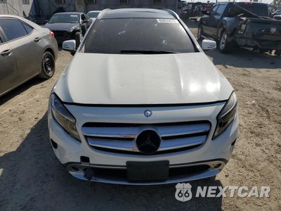 Piąte zdjęcie samochodu w środku: 2015 MERCEDES-BENZ GLA 250 4MATIC VIN:WDCTG4GB3FJ106852 - miniatura
