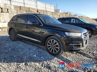 Czwarte zdjęcie samochodu z boku: 2017 AUDI Q7 PRESTIGE VIN:WA1VABF77HD027522 - miniatura