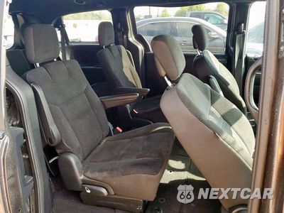 Zdjęcie 11 z 14 samochodu: 2019 DODGE GRAND CARAVAN SE VIN:2C4RDGBG5KR602688 - miniatura