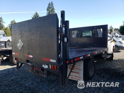 Czwarte zdjęcie samochodu z boku: 2006 CHEVROLET C4500 C4C042 VIN:1GBE4C1G26F417427 - miniatura