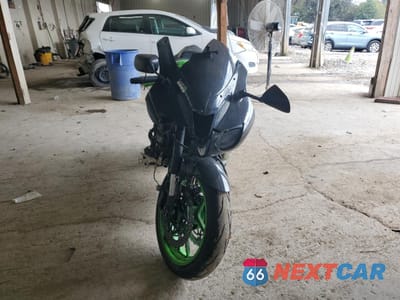 Drugie zdjęcie samochodu z przodu: 2008 KAWASAKI ZX600 P VIN:JKAZX4P168A035344 - miniatura